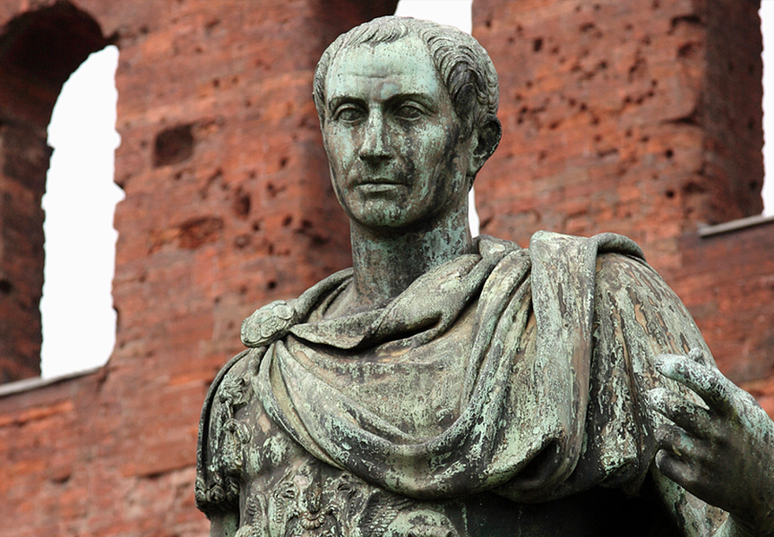 A statue of Julius Caesar in Turin.